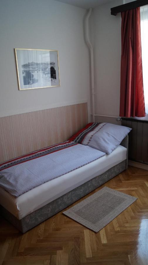 בודפשט Apartment Sinko - Free Garage Parking, Central, 2 Bedrooms 4 Single Beds, Flexi Check-Out מראה חיצוני תמונה