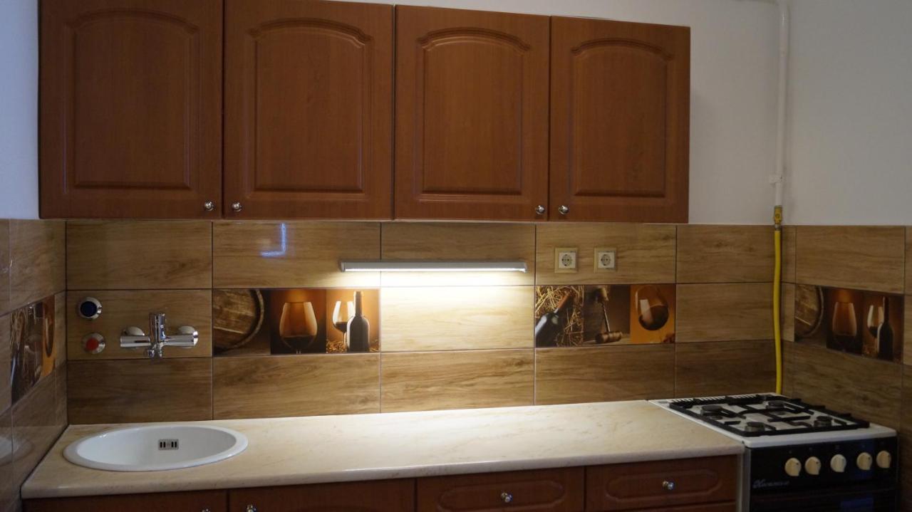 בודפשט Apartment Sinko - Free Garage Parking, Central, 2 Bedrooms 4 Single Beds, Flexi Check-Out מראה חיצוני תמונה