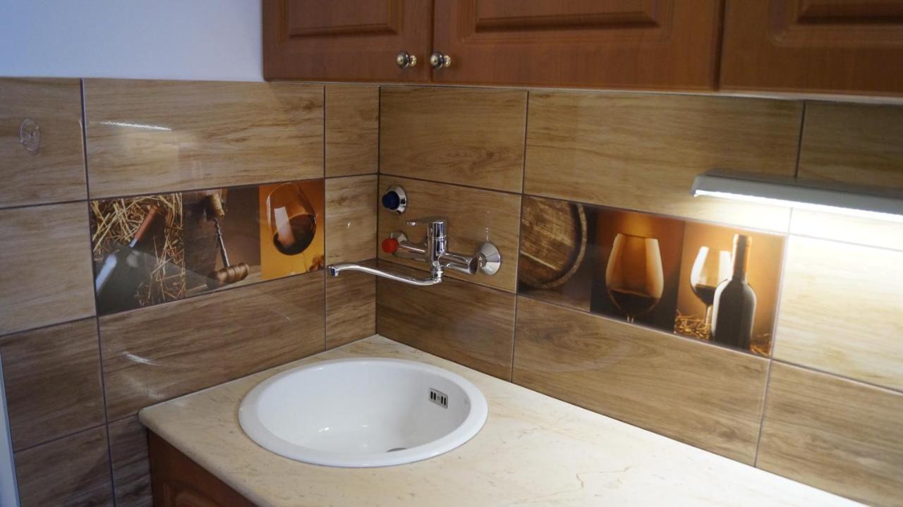 בודפשט Apartment Sinko - Free Garage Parking, Central, 2 Bedrooms 4 Single Beds, Flexi Check-Out מראה חיצוני תמונה